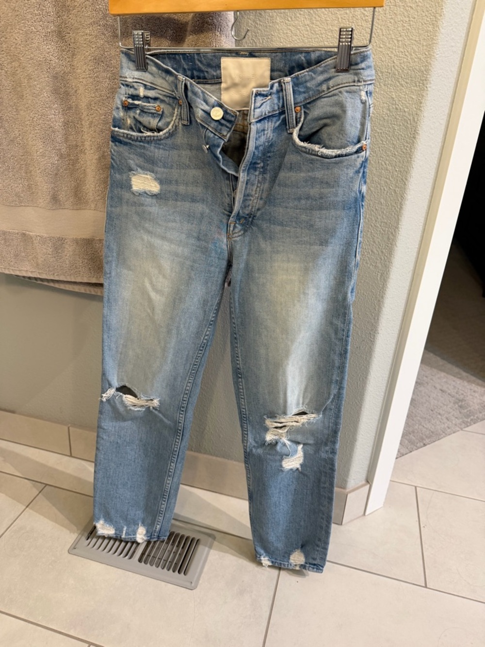Mothers Light Blue Distressed women’s Jeans - Picture 2 of 4